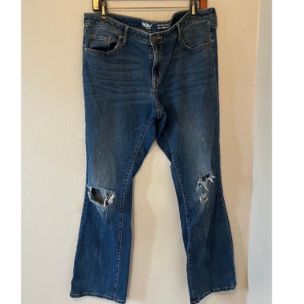 Women's Mossimo Mid-Rise Skinny Boot Cut Denim Blue Jeans Ripped Knees Sz 14R